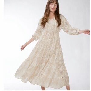 Chico’s Eyelet Flounce Dress Size L Lace Beige White Prairie Peasant Cottagecore